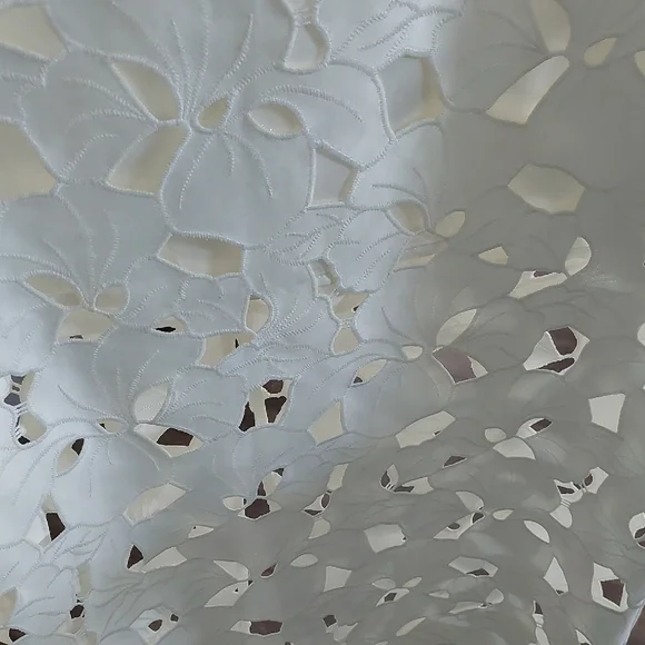 Elegant White Lace Midi Skirt - Picture 10 of 11